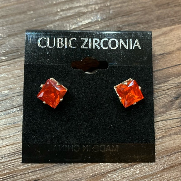 Red Cubic Zirconia Stud Fashion Earrings Brand New - Picture 2 of 2